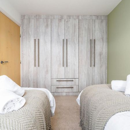 6 Guests - 3 Bedrooms - Free Wi-Fi - Manchester Exterior foto